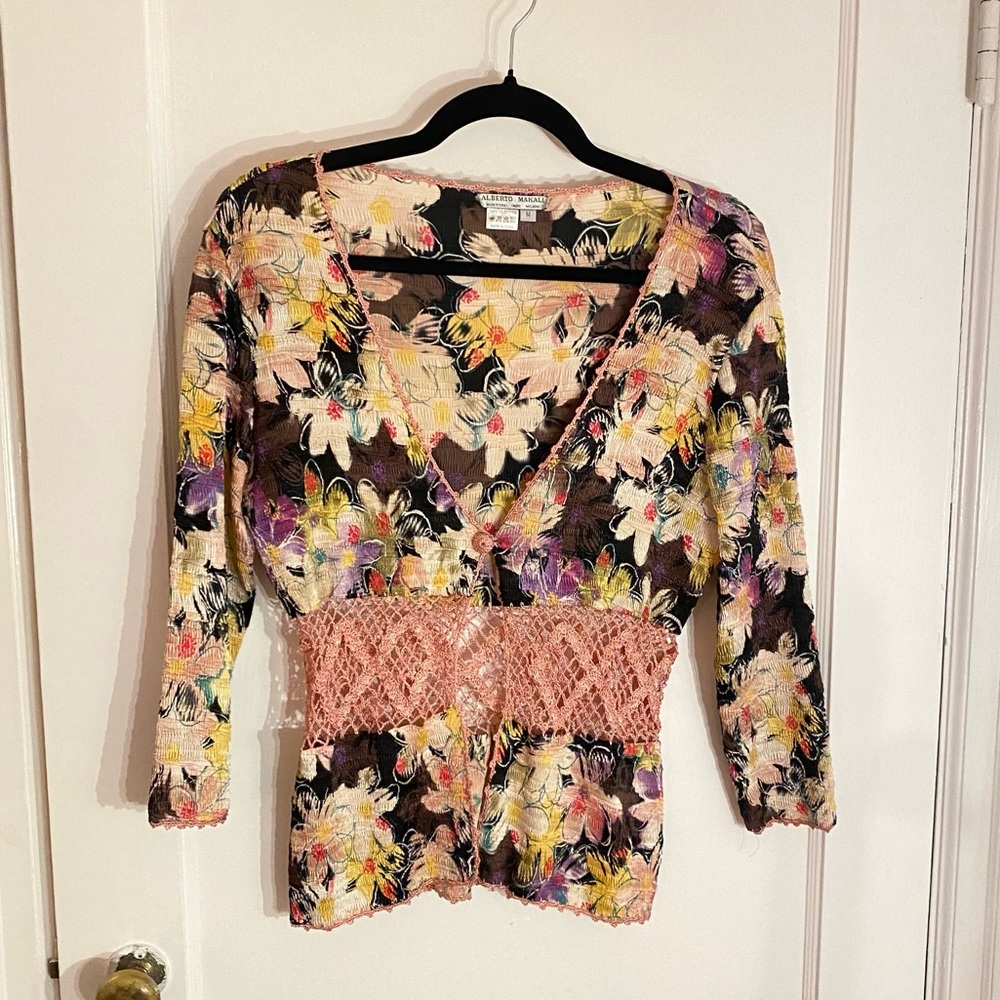 Vintage beautiful floral crochet cardigan